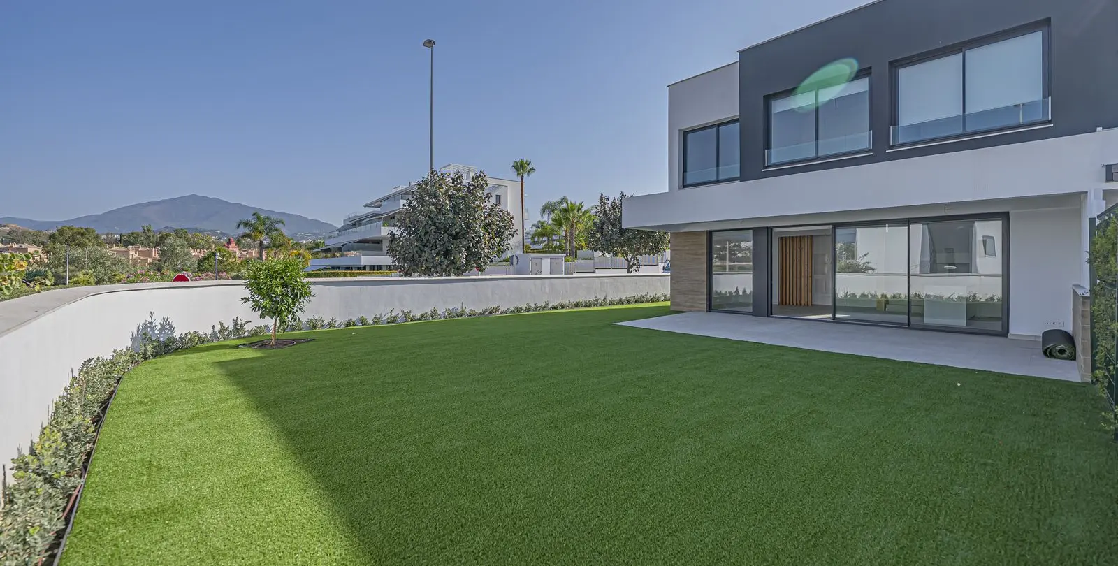 Sale of semi-detached house in Atalaya 12