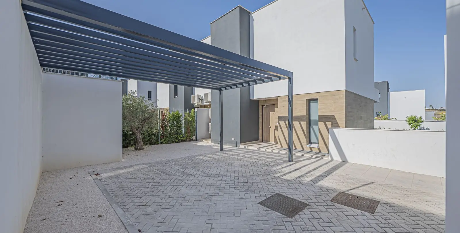 Sale of semi-detached house in Atalaya 29