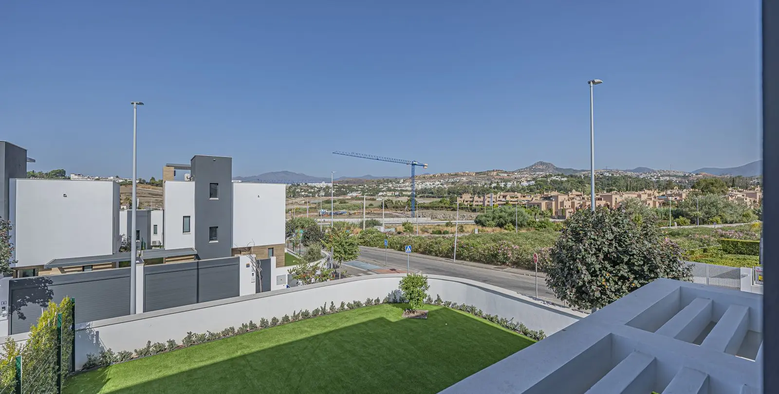 Sale of semi-detached house in Atalaya 30