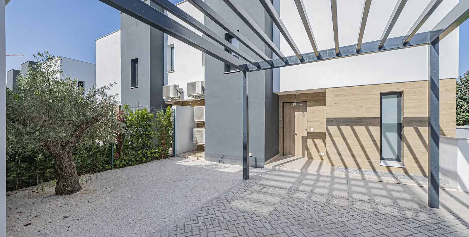 Sale of semi-detached house in Atalaya 34