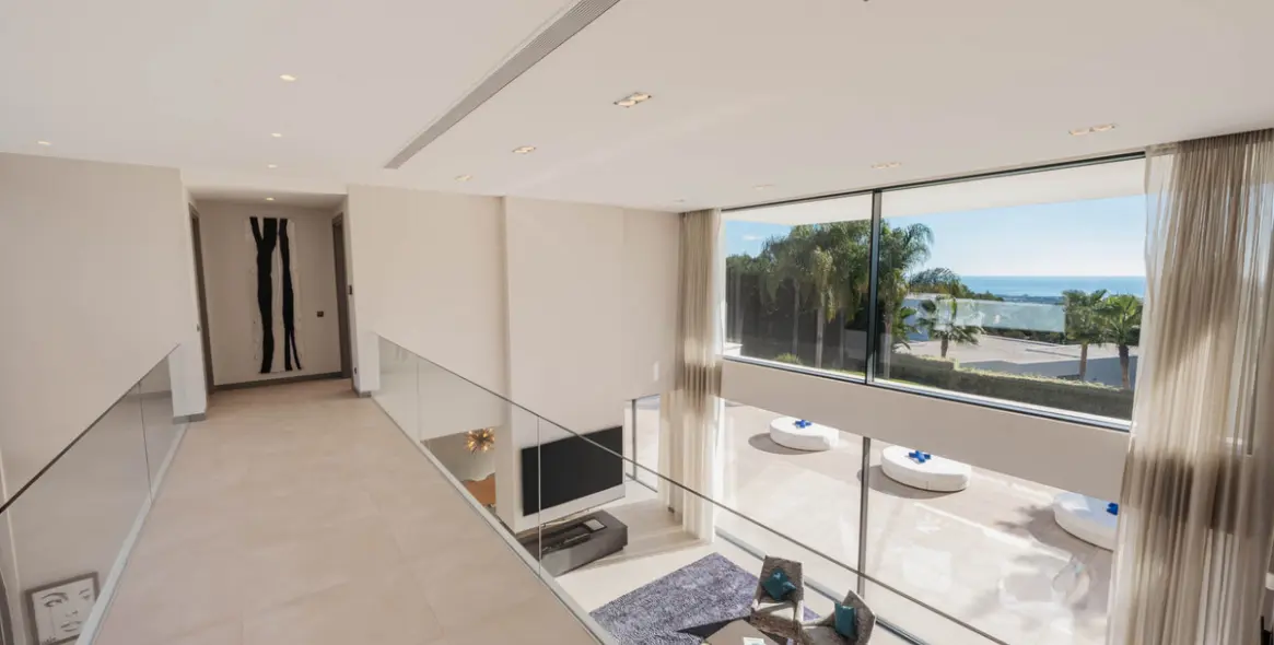 Sale of detached villa in El Madroñal 22