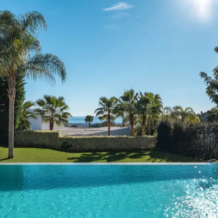 Sale of detached villa in El Madroñal