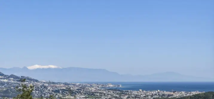 Продажа апартаментов на среднем этаже в La Mairena 1