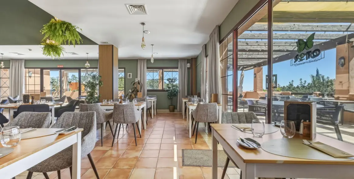 Sale of middle floor apartment in La Mairena 29