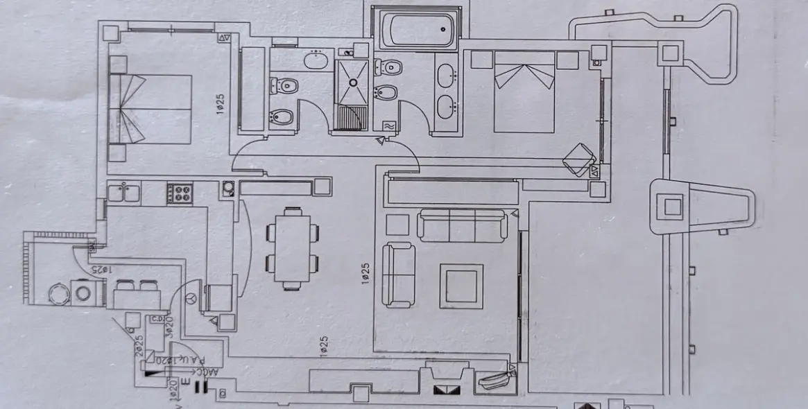 Sale of middle floor apartment in La Mairena 40
