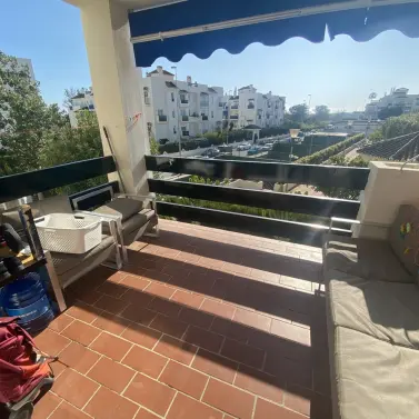 Venta de apartamento en planta media en Nueva Andalucía