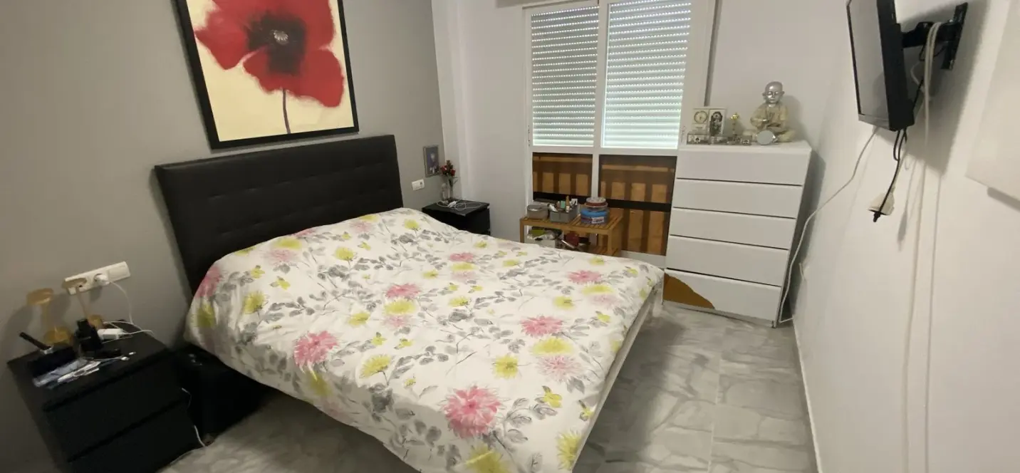 Sale of middle floor apartment in Nueva Andalucía 4
