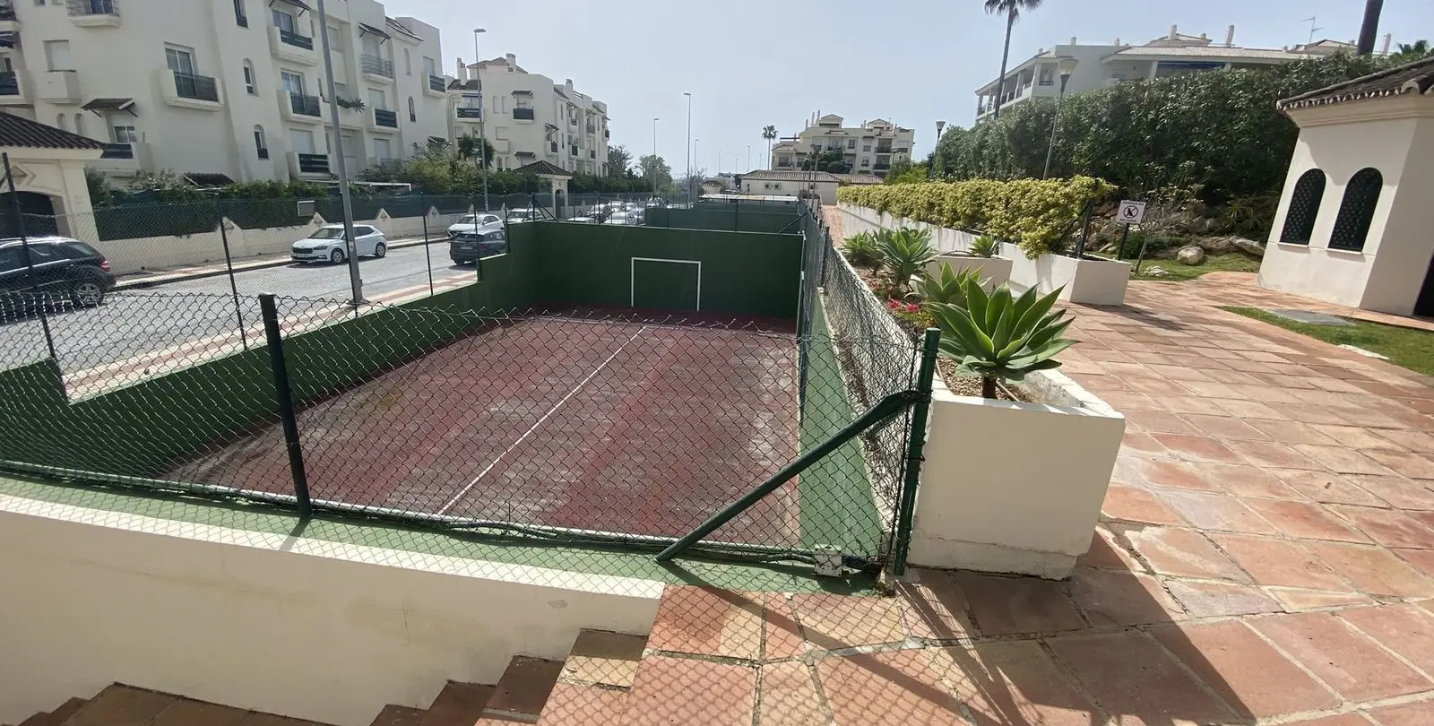 Продажа апартаментов на среднем этаже в Nueva Andalucía 16