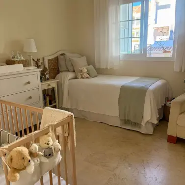 Sale of middle floor apartment in Río Real