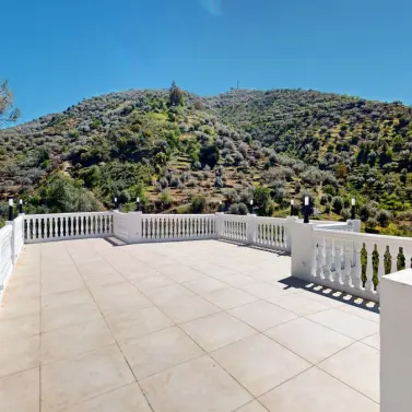 Sale of detached villa in Arenas