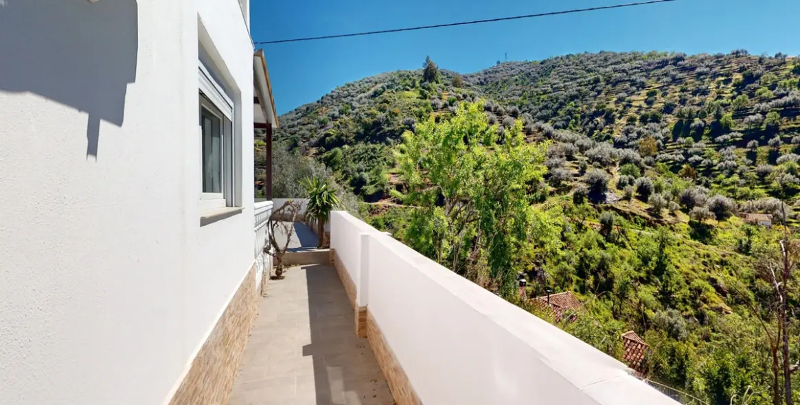 Sale of detached villa in Arenas 24