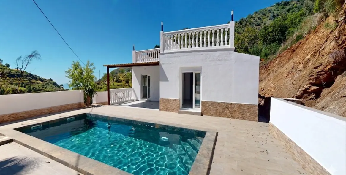 Sale of detached villa in Arenas 27