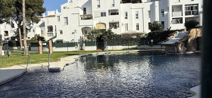 Long-term rent of penthouse duplex in Elviria 0