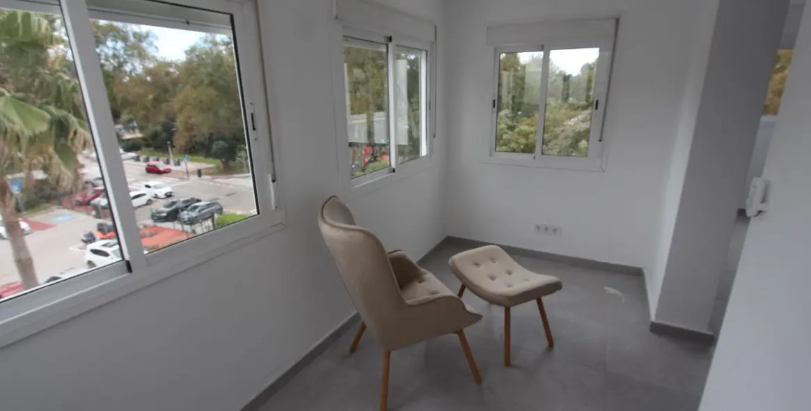 Long-term rent of penthouse duplex in Elviria 6