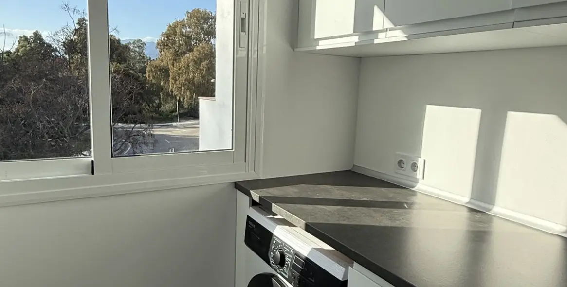 Long-term rent of penthouse duplex in Elviria 33