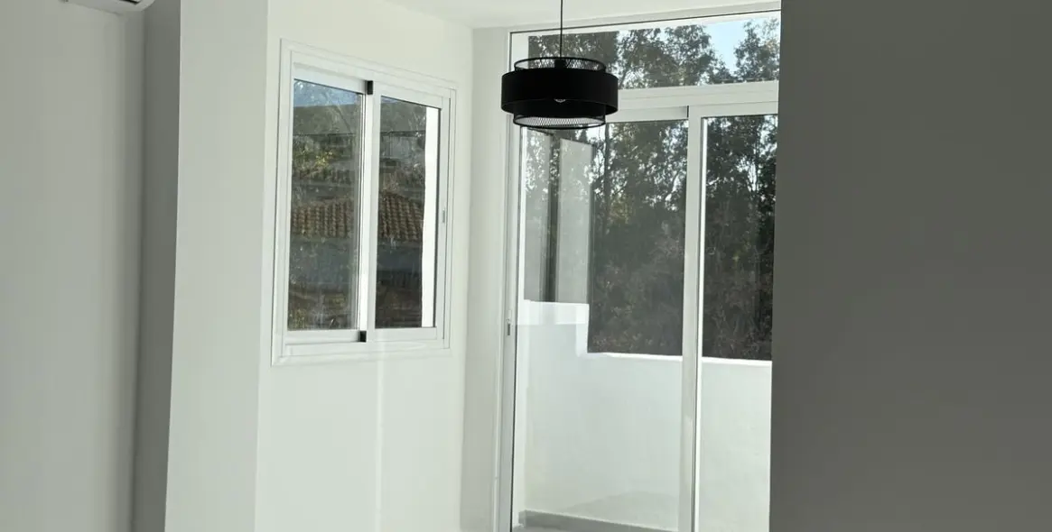 Long-term rent of penthouse duplex in Elviria 35