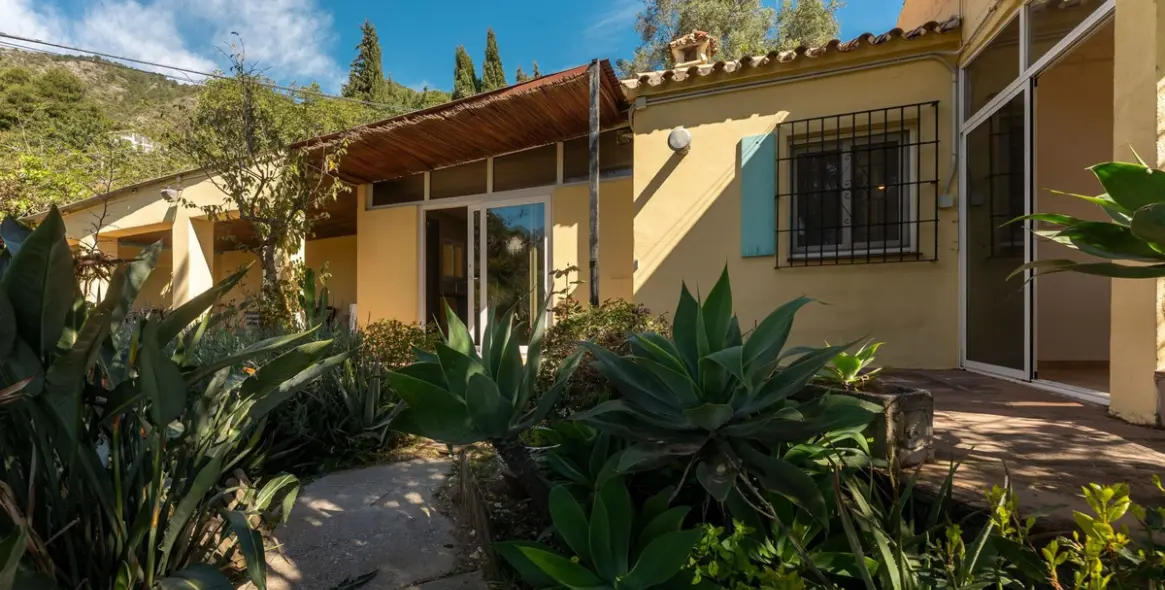 Sale of finca - cortijo in Ojén 2