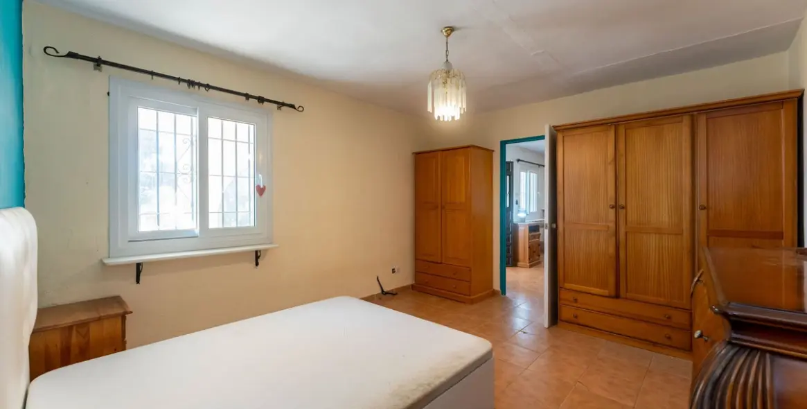 Sale of finca - cortijo in Ojén 13