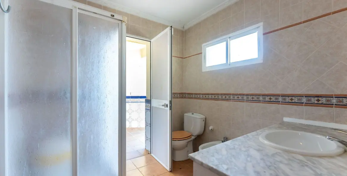 Sale of finca - cortijo in Ojén 14