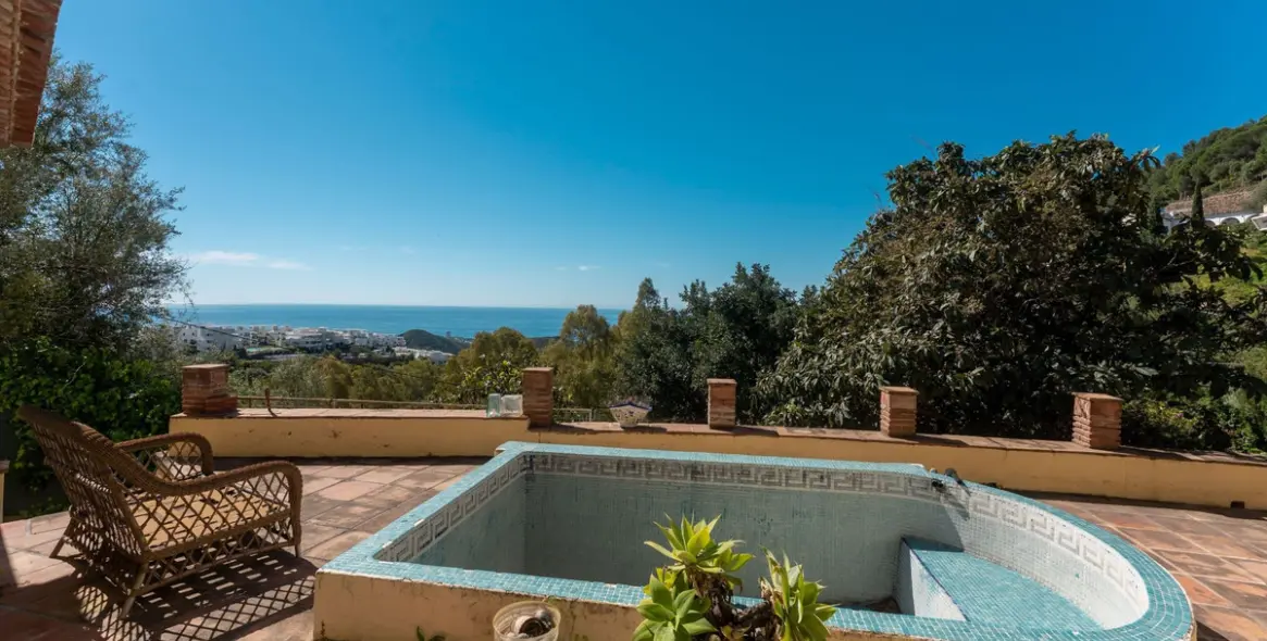 Sale of finca - cortijo in Ojén 21