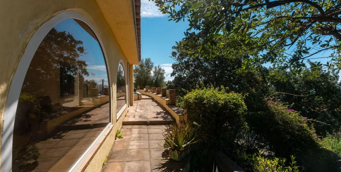 Sale of finca - cortijo in Ojén 25