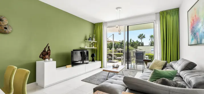 Sale of ground floor apartment in Bel Air 2