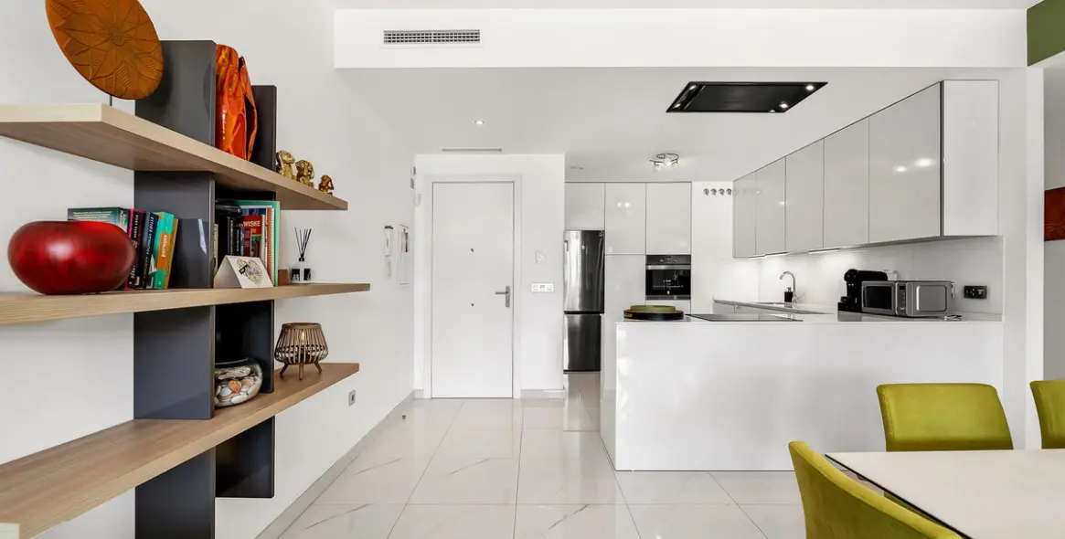 Sale of ground floor apartment in Bel Air 5