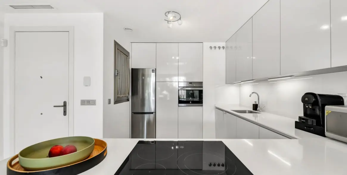 Sale of ground floor apartment in Bel Air 7