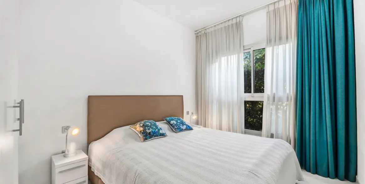 Sale of ground floor apartment in Bel Air 18