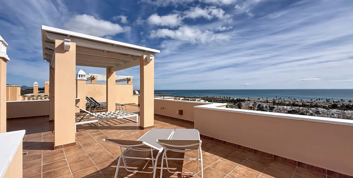 Продажа пентхауса в Doña Julia 2