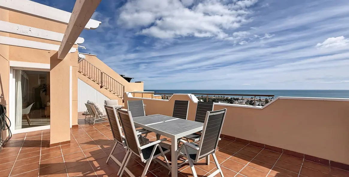 Продажа пентхауса в Doña Julia 6