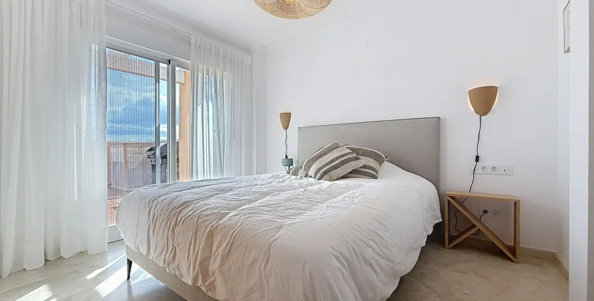 Продажа пентхауса в Doña Julia 18