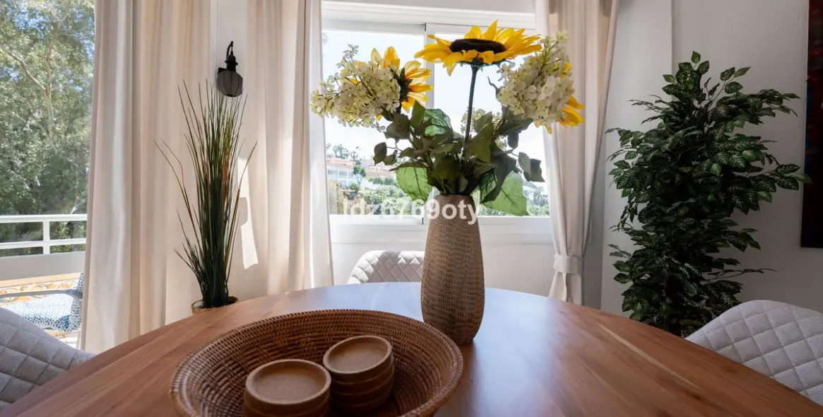 Продажа апартаментов на среднем этаже в Benalmadena Costa 10