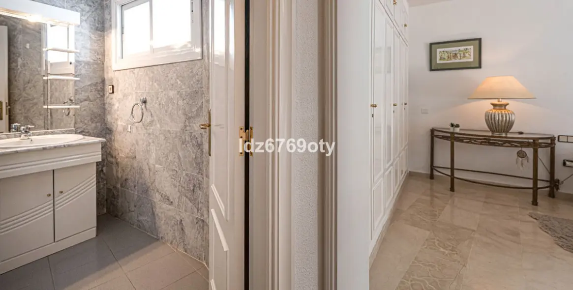 Продажа апартаментов на среднем этаже в Benalmadena Costa 15