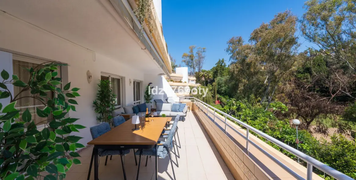 Продажа апартаментов на среднем этаже в Benalmadena Costa 19