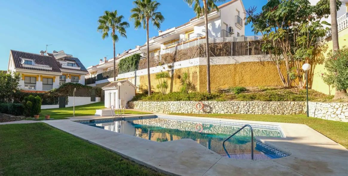 Продажа таунхауса в Sierrezuela 4