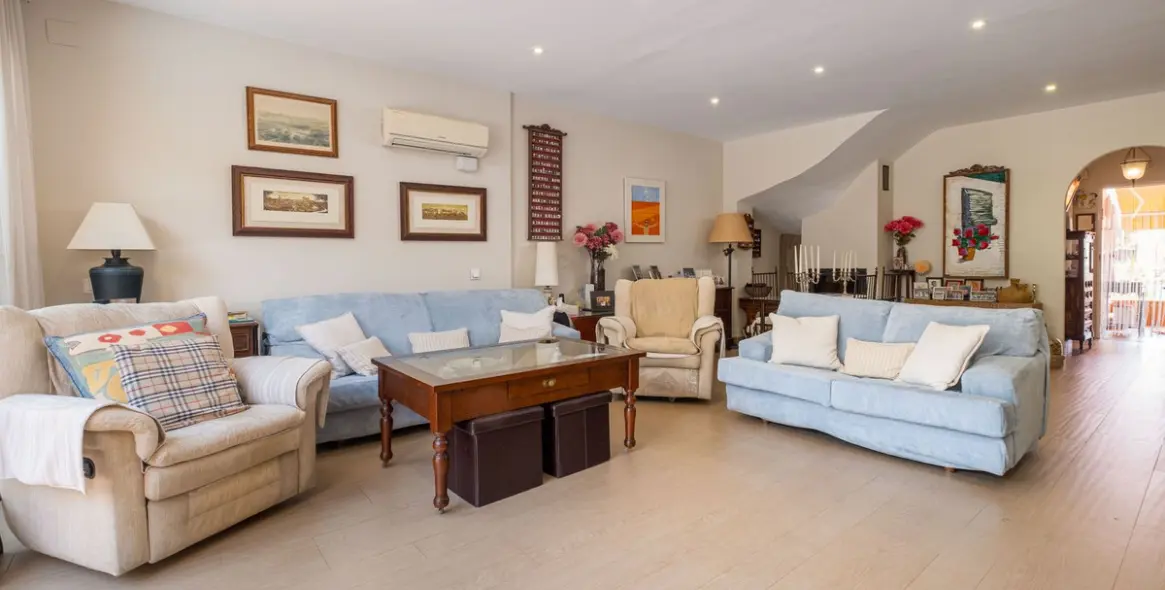 Продажа таунхауса в Sierrezuela 6