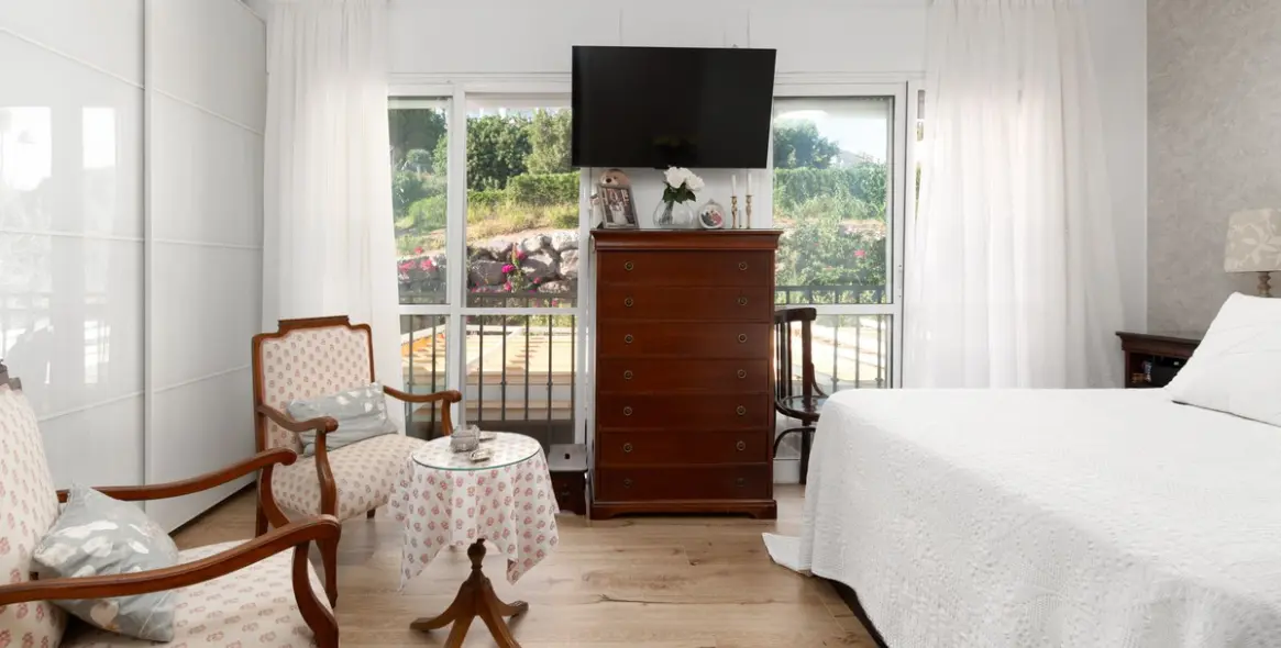 Продажа таунхауса в Sierrezuela 18