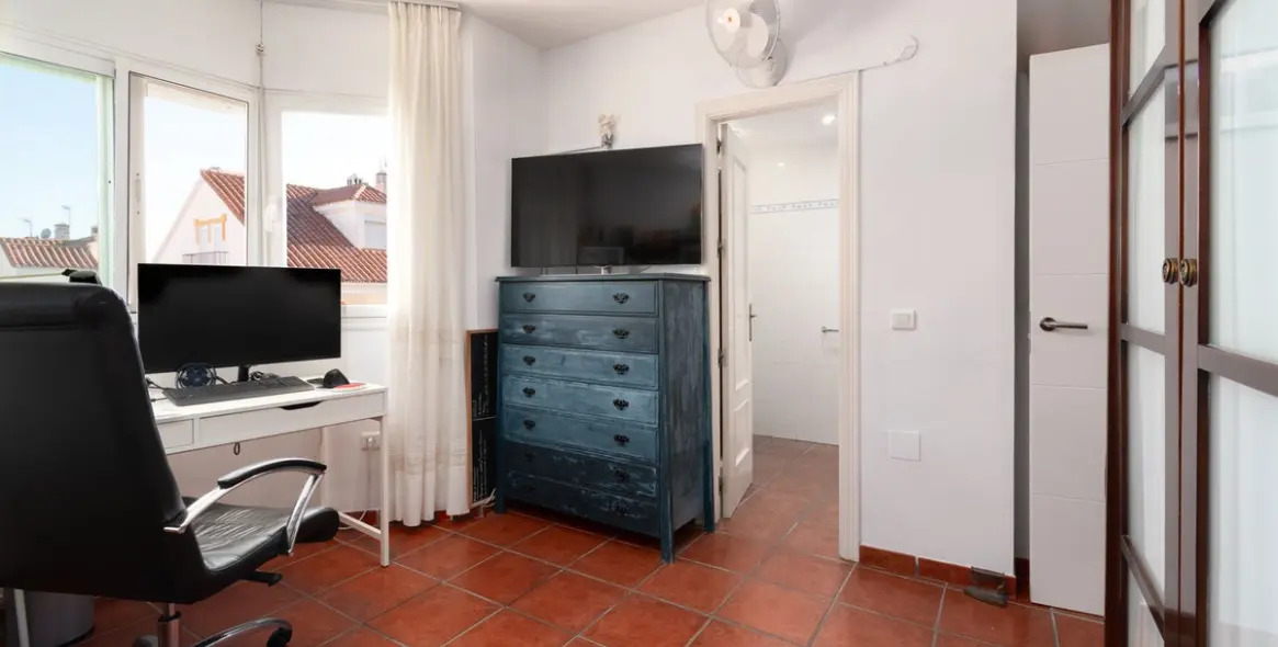 Продажа таунхауса в Sierrezuela 28