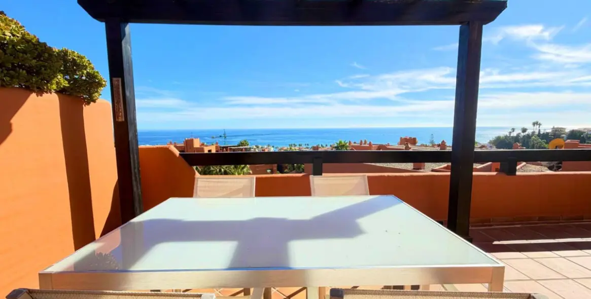 Venta de ático en Estepona 10