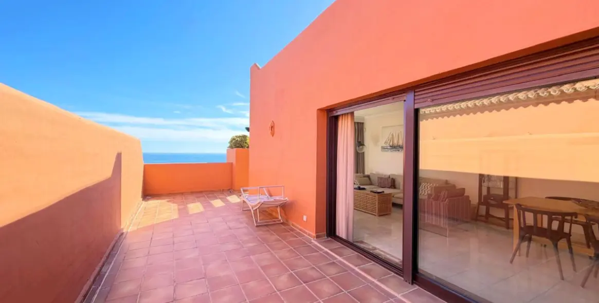 Venta de ático en Estepona 13