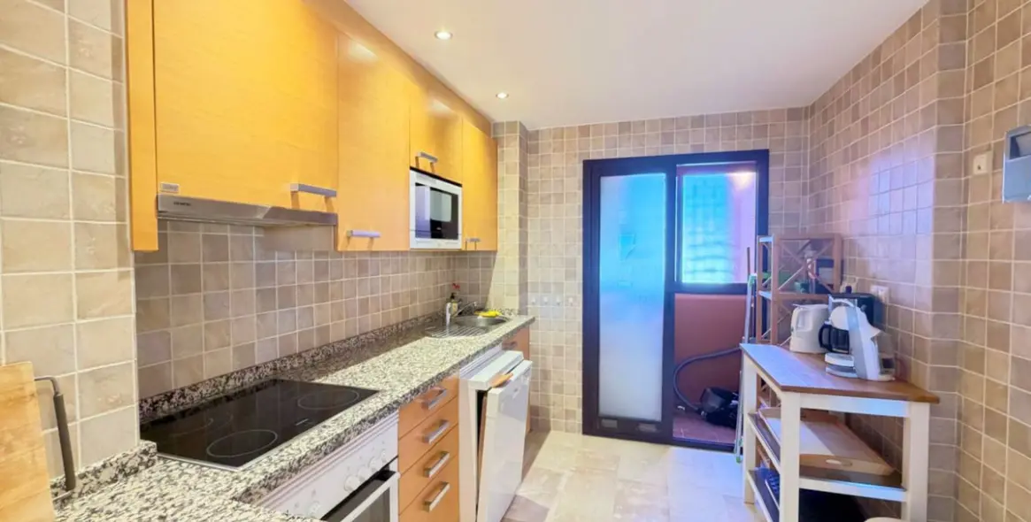 Venta de ático en Estepona 17