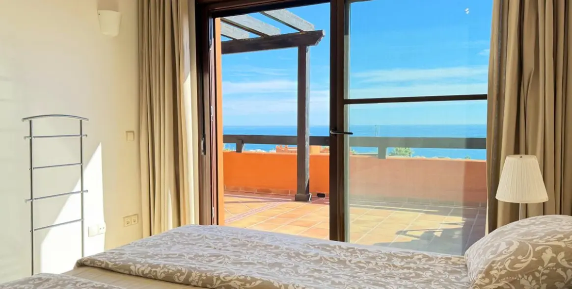 Venta de ático en Estepona 20