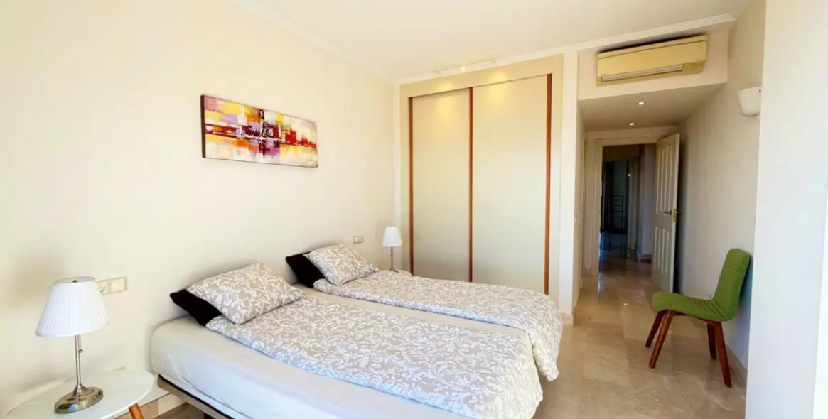 Venta de ático en Estepona 21