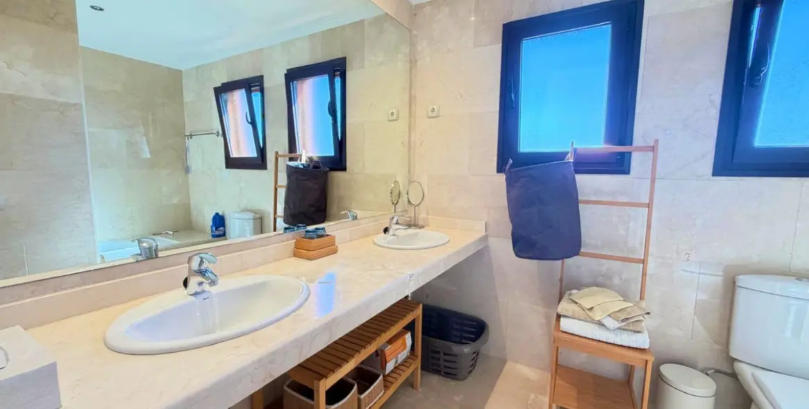 Venta de ático en Estepona 23