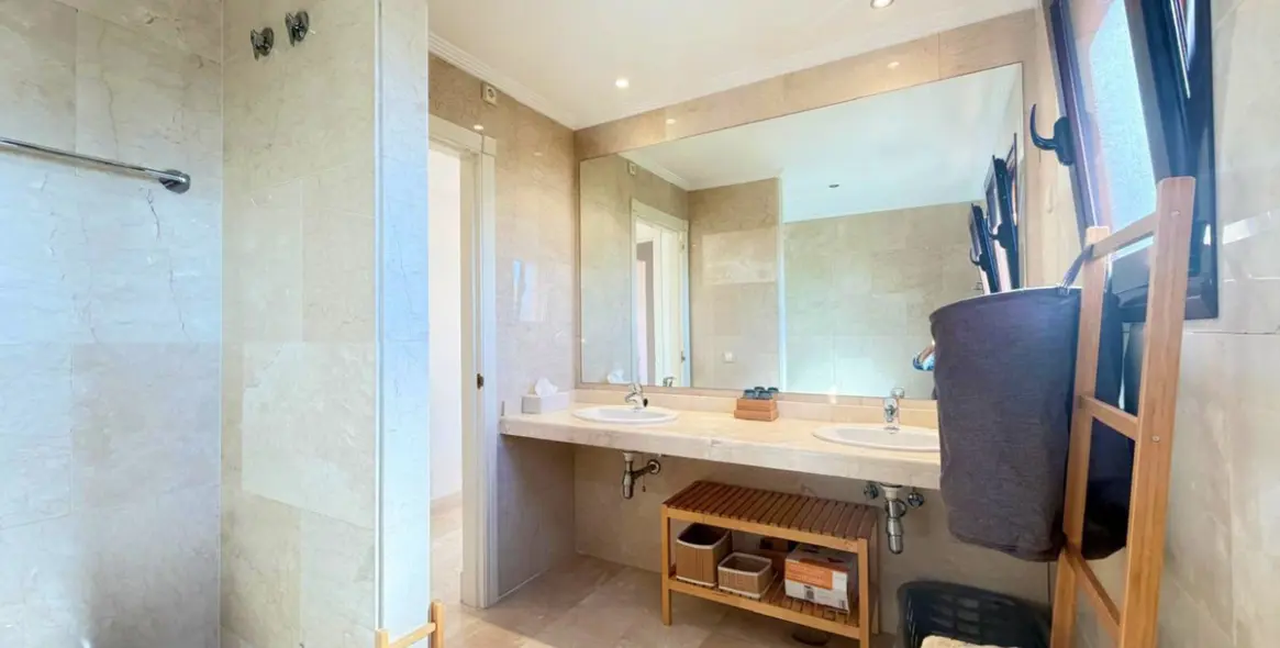 Venta de ático en Estepona 26