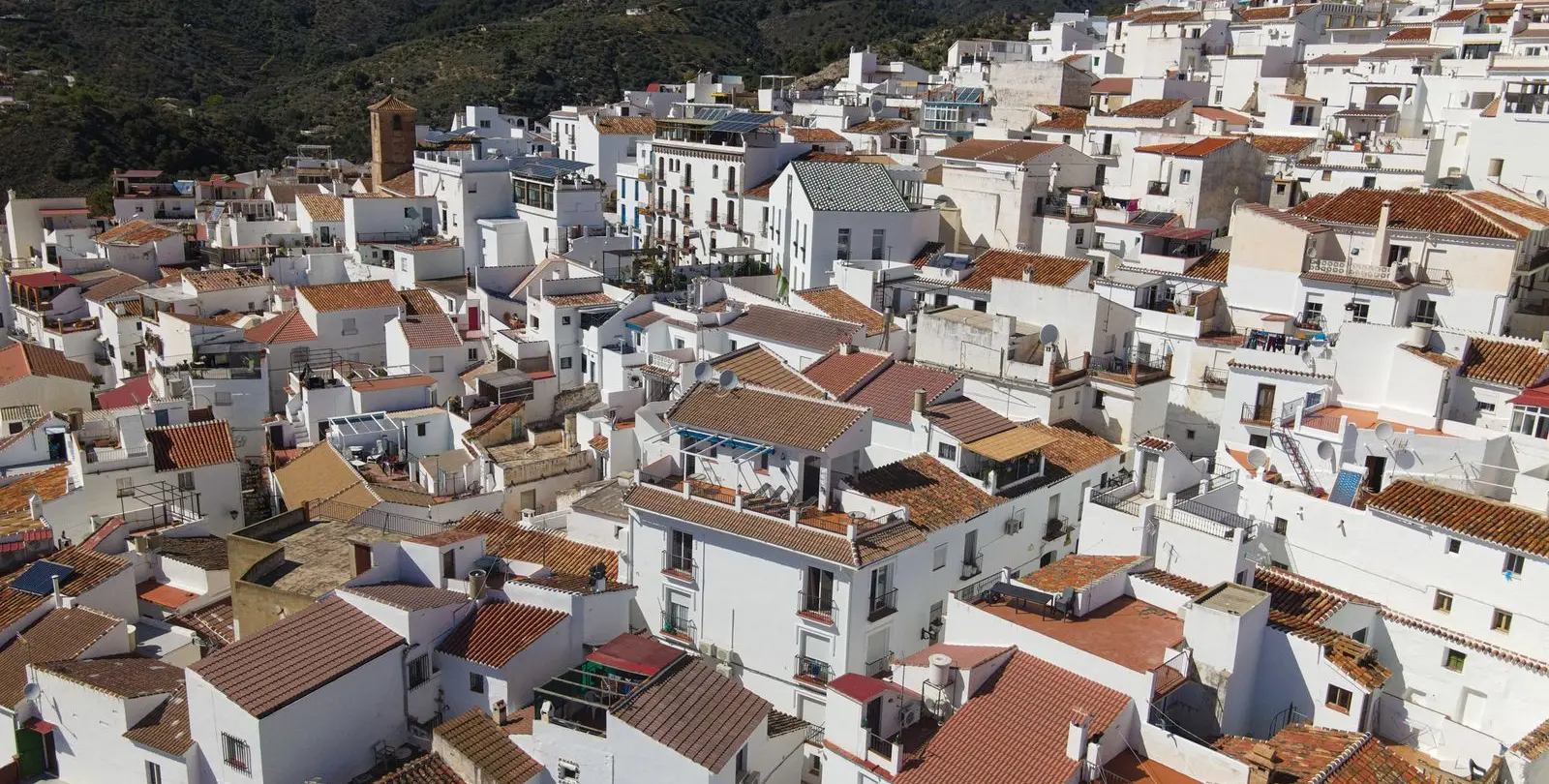 Sale of townhouse in Canillas de Albaida 6