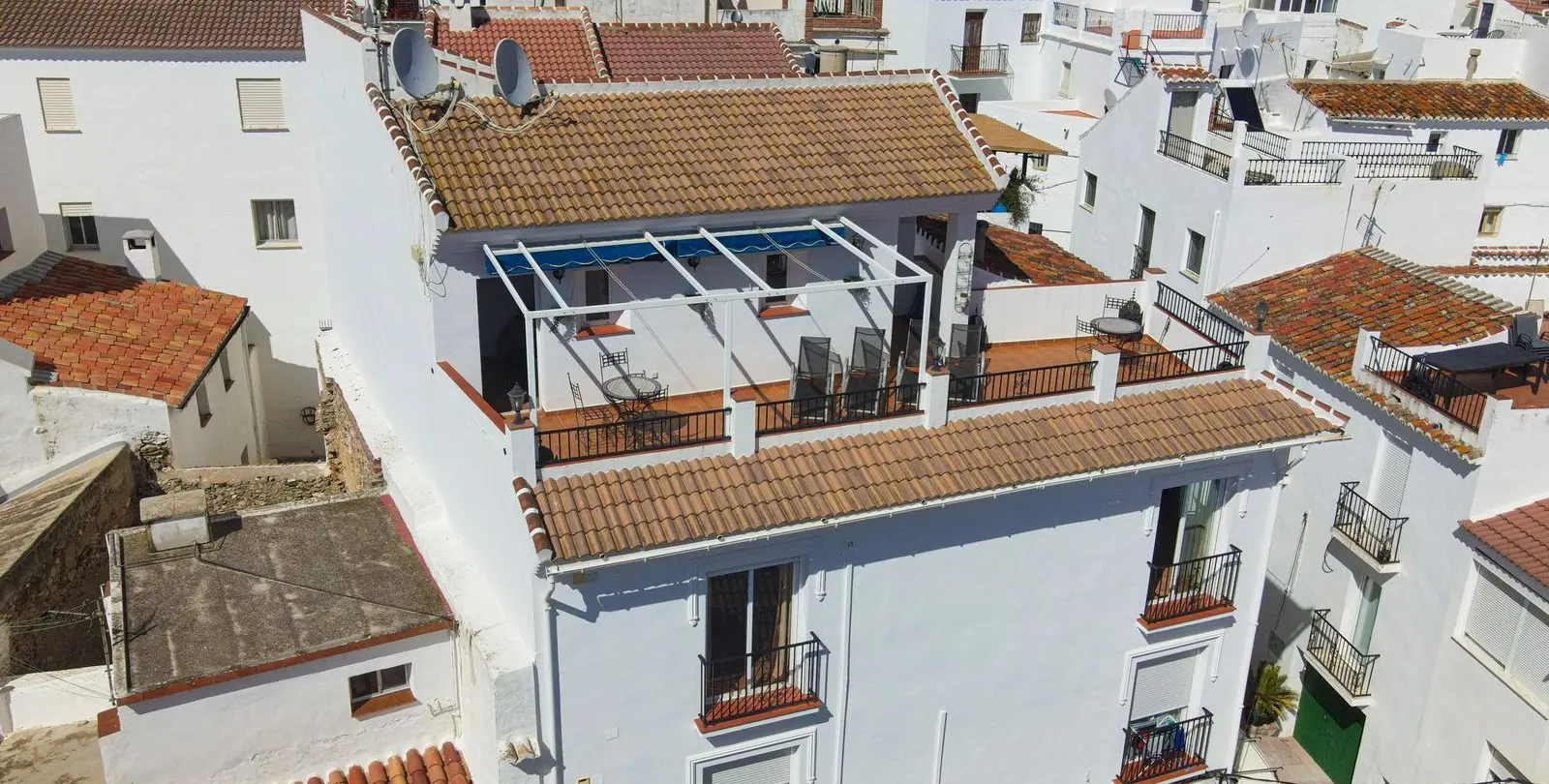 Sale of townhouse in Canillas de Albaida 8