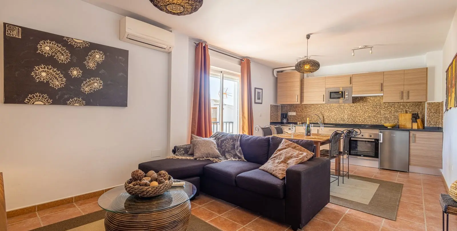 Sale of townhouse in Canillas de Albaida 17