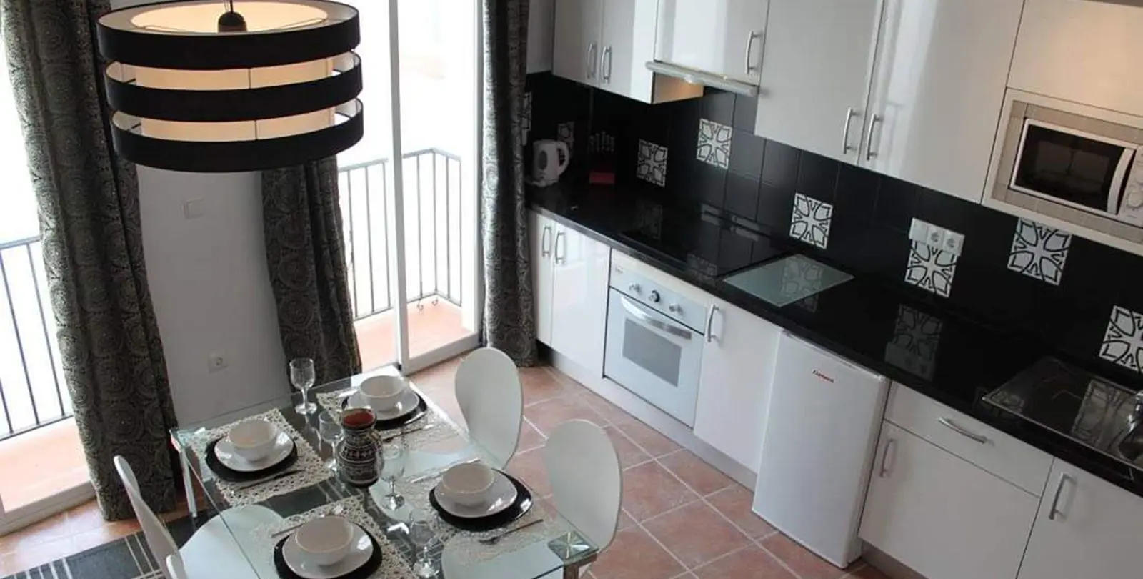 Sale of townhouse in Canillas de Albaida 19